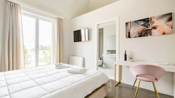 Habitación Deluxe | Minibar, escritorio, espacio para trabajar con un portátil