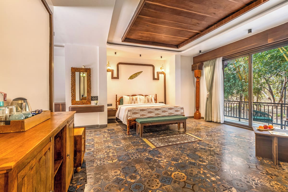 Garden View Junior Suites with sit-out