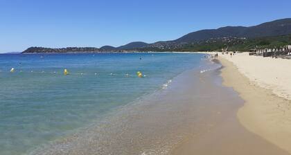 Villa QUINTEFEUILLE T4 3*, vue panoramique sur les Ăźles d'Or, en pleine nature