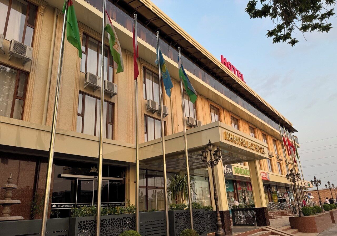 ด้านหน้าที่พัก