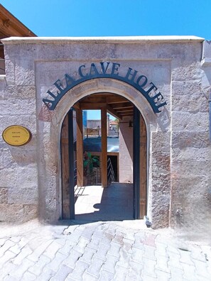 Exterior - Alfa Cave Hotel (Ürgüp)