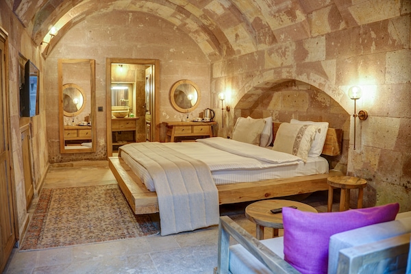 Sábanas italianas Frette, ropa de cama de alta calidad y minibar