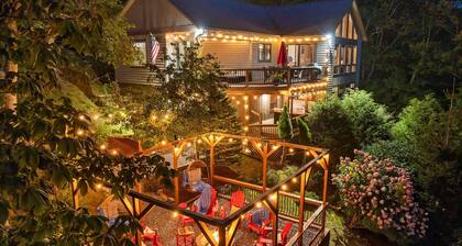 1st in Sugar - 3 suites, pet friendly, hot tub, fire pit