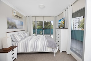 2 chambres, fer et planche à repasser, Internet gratuit, draps fournis