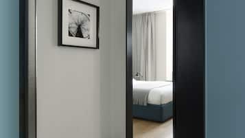 1 bedroom, individually decorated, individually furnished