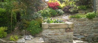 Self-contained apartment in former farmhouse converted into gîtes