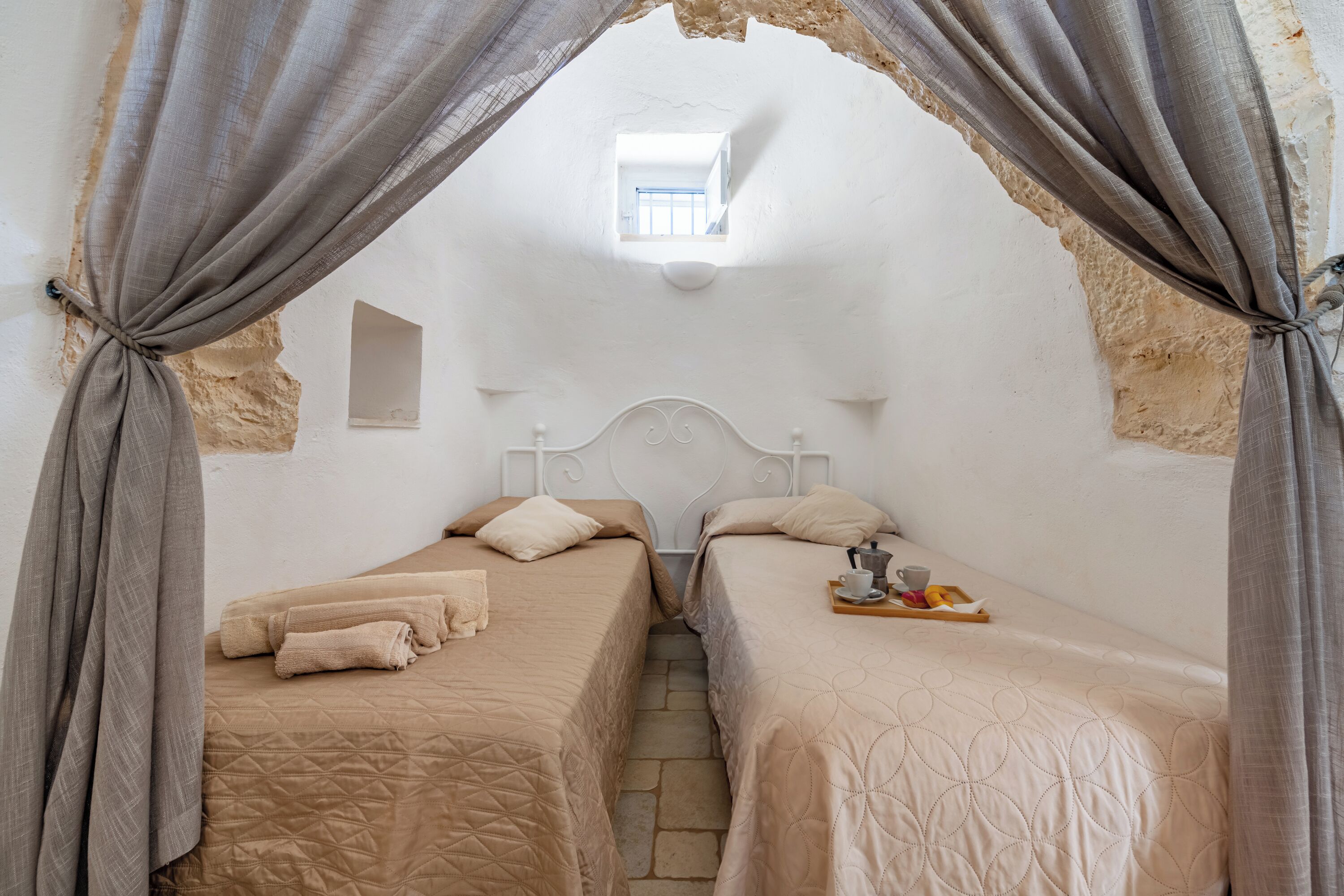 패밀리 빌라, 침실 여러 개 (Trullo Di Nonna Cecca) | 2 개의 침실, 침대 시트