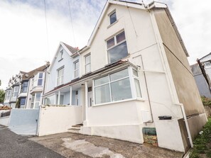 Exterior - Gwylan Apartment (Tenby)