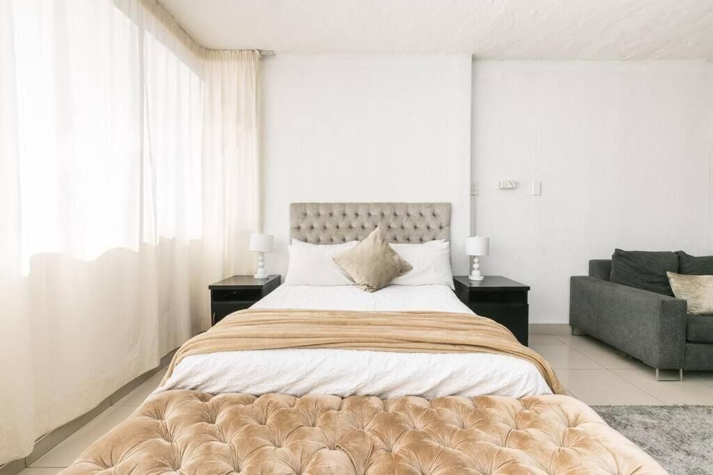 Photo - Inn & Out Sandton Park