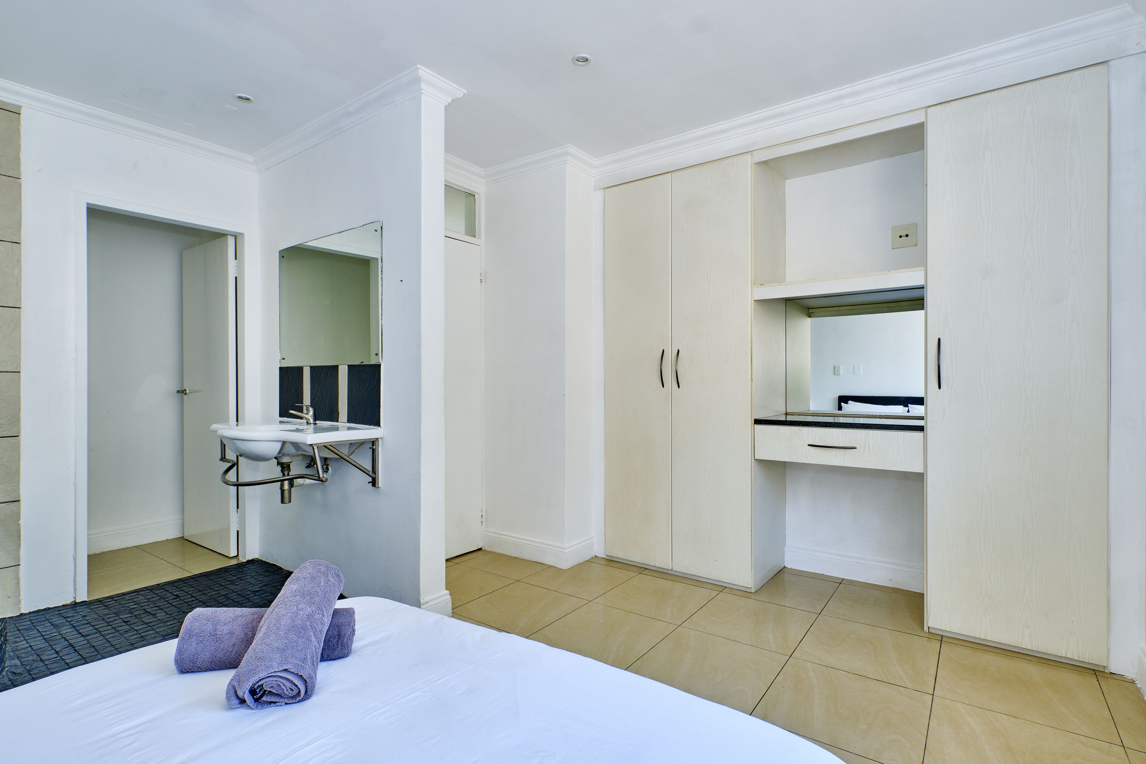 Photo - Inn & Out Sandton Park