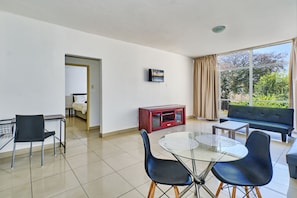 Executive Room - Inn & Out Sandton Park  (Sandton)