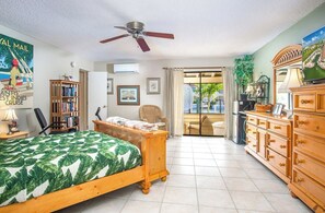 1 habitación, tabla de planchar con plancha, wifi gratis y ropa de cama