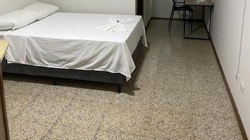 Basic Double Room | Free WiFi, bed sheets