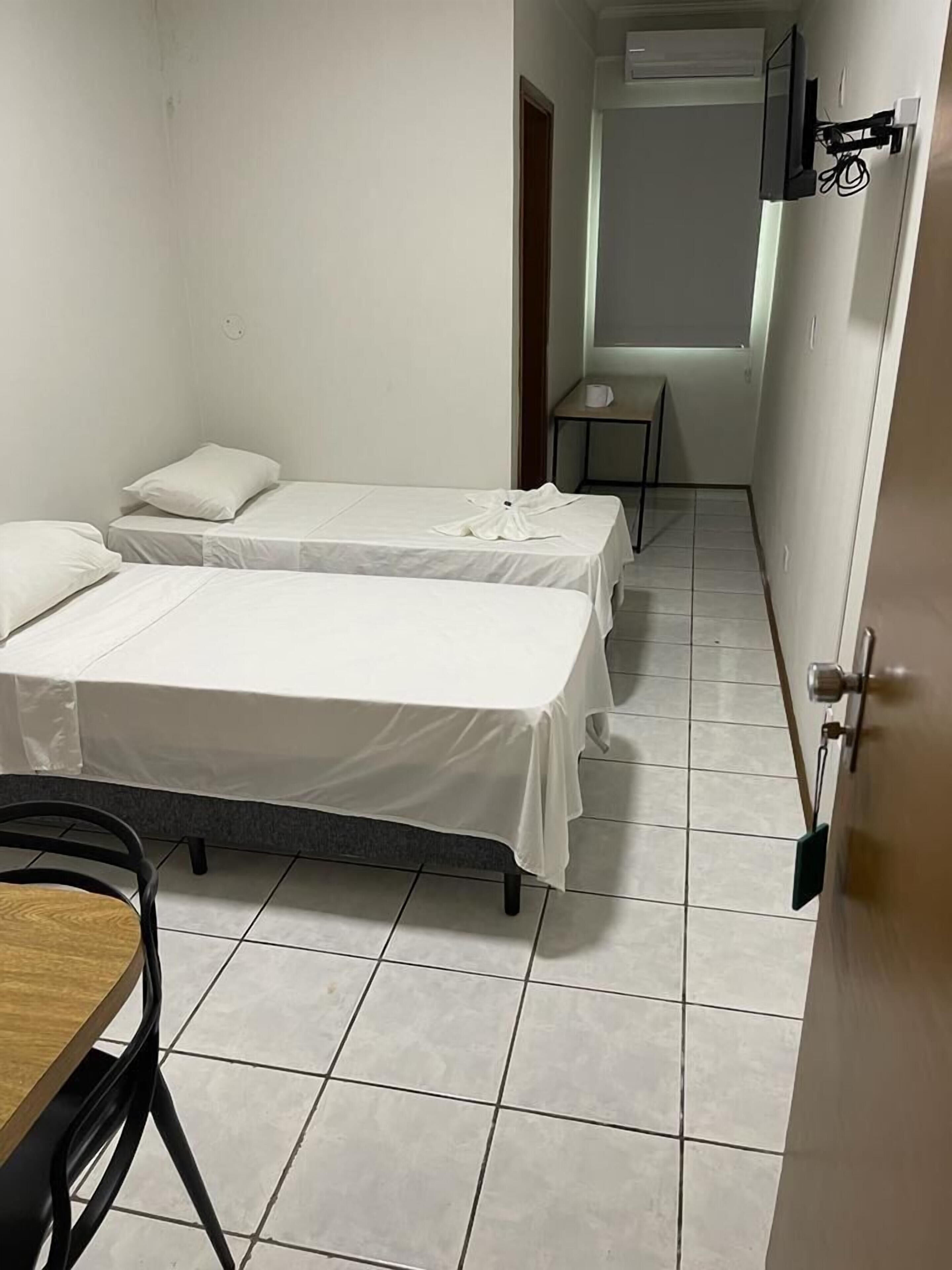 Wifi gratis y ropa de cama 