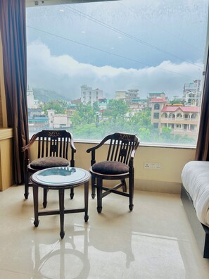 Deluxe Twin kamer | Uitzicht vanuit de kamer