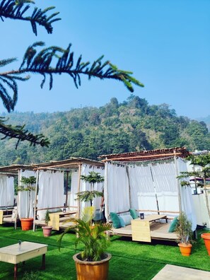 Sistema de insonorización, wifi gratis y ropa de cama 