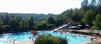 Modern, comfortable vacation apartment with terrace, on the Main Valley cycle path,