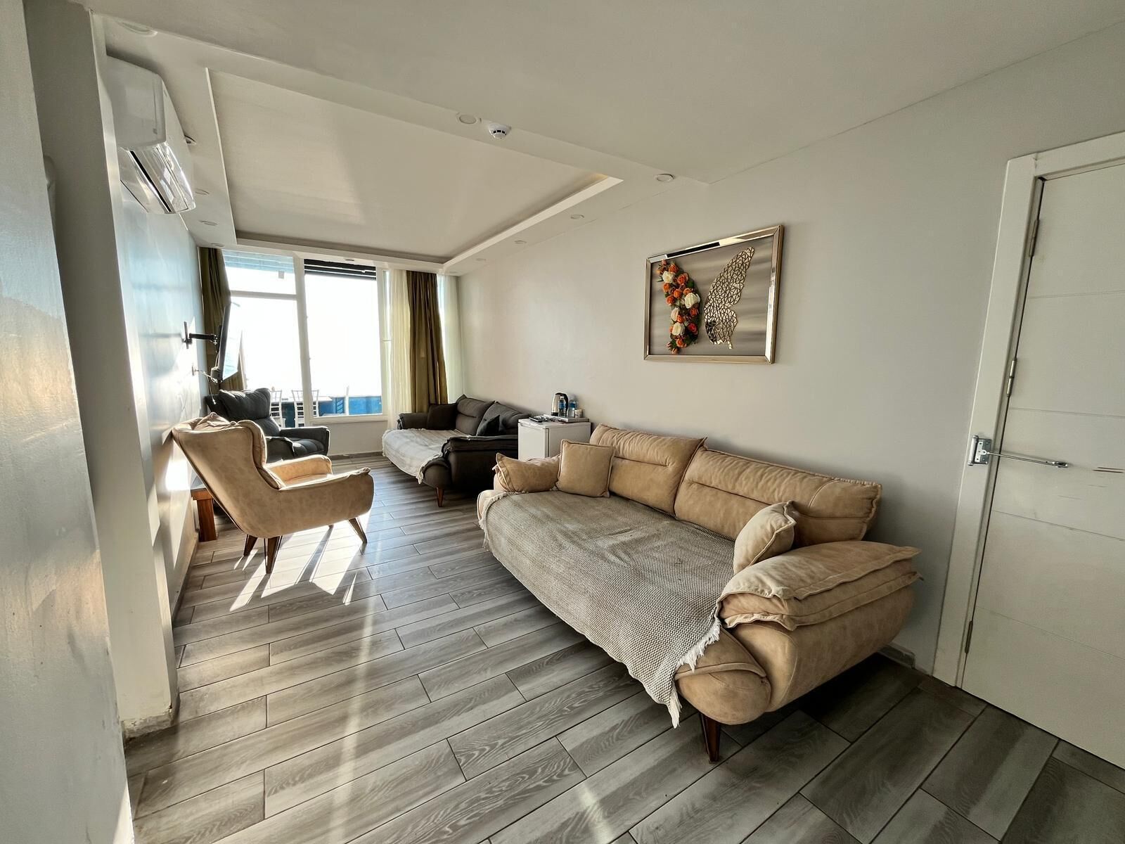 Family Condo, 1 Bedroom, Sea View | Egyptian cotton sheets, premium bedding, minibar, desk