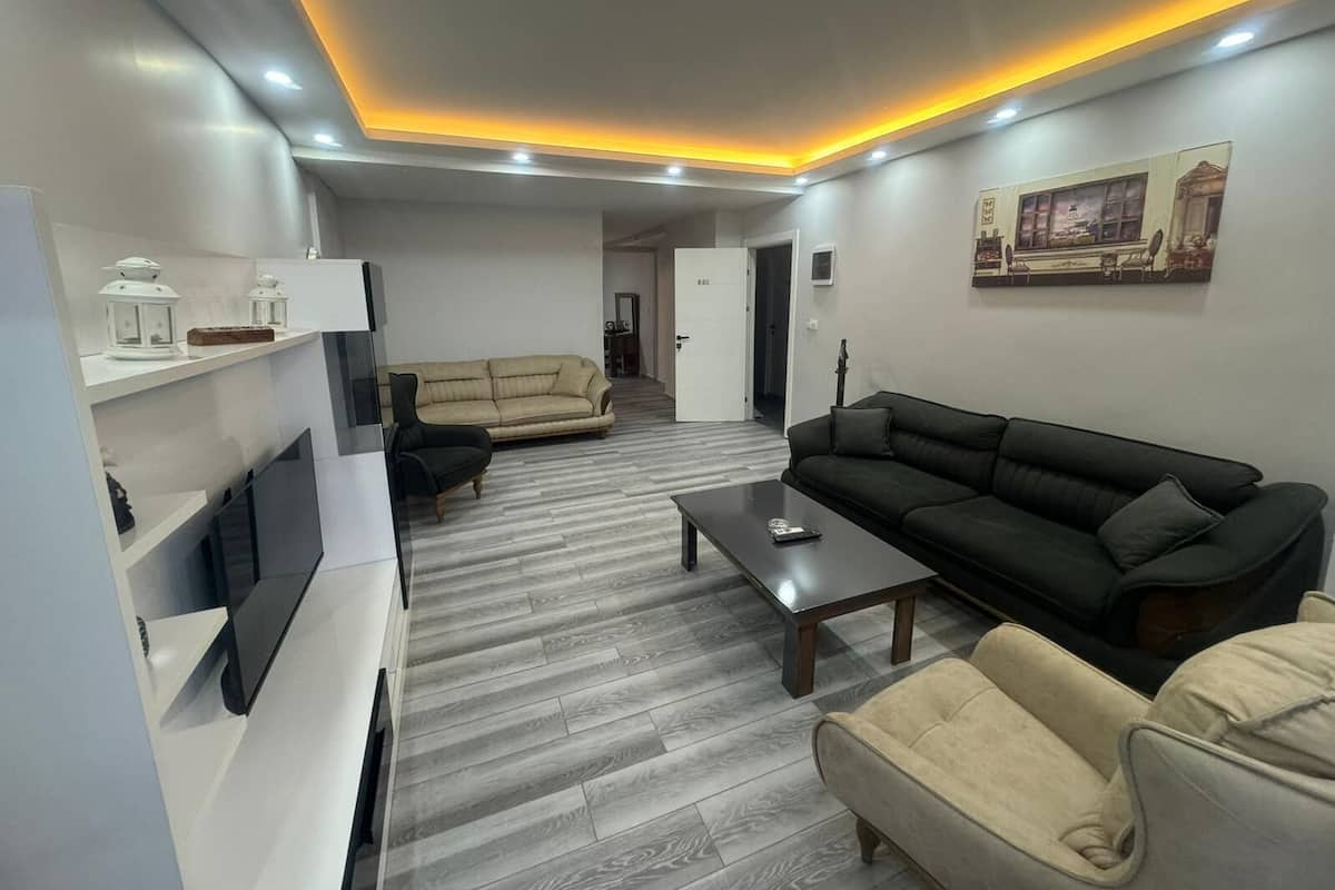 Apartamento familiar, 2 habitaciones, vistas al mar | Sábanas de algodón egipcio y ropa de cama de alta calidad