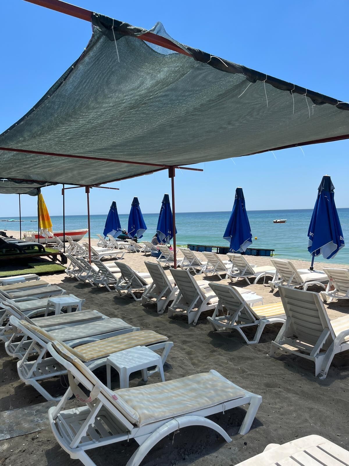 Playa privada y servicio gratuito de transporte a la playa