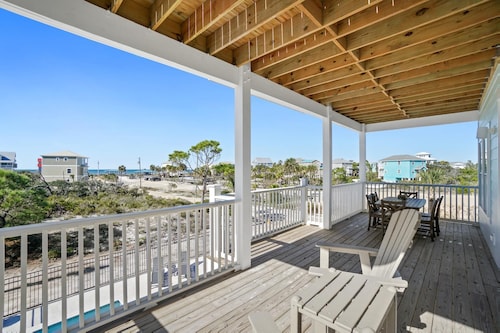 Gulf Views and Private Pool Retreat