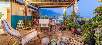 Chic Loft with Roof Garden and Panoramic View!