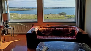 Living area - Víðines Guesthouse (Reykjavik)