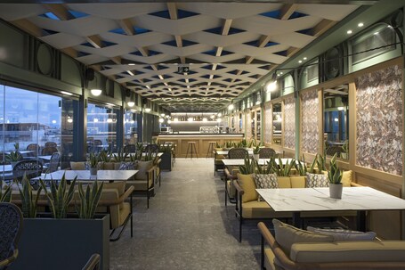 Athens Key Hotel, Trademark Collection by Wyndham - Image 33