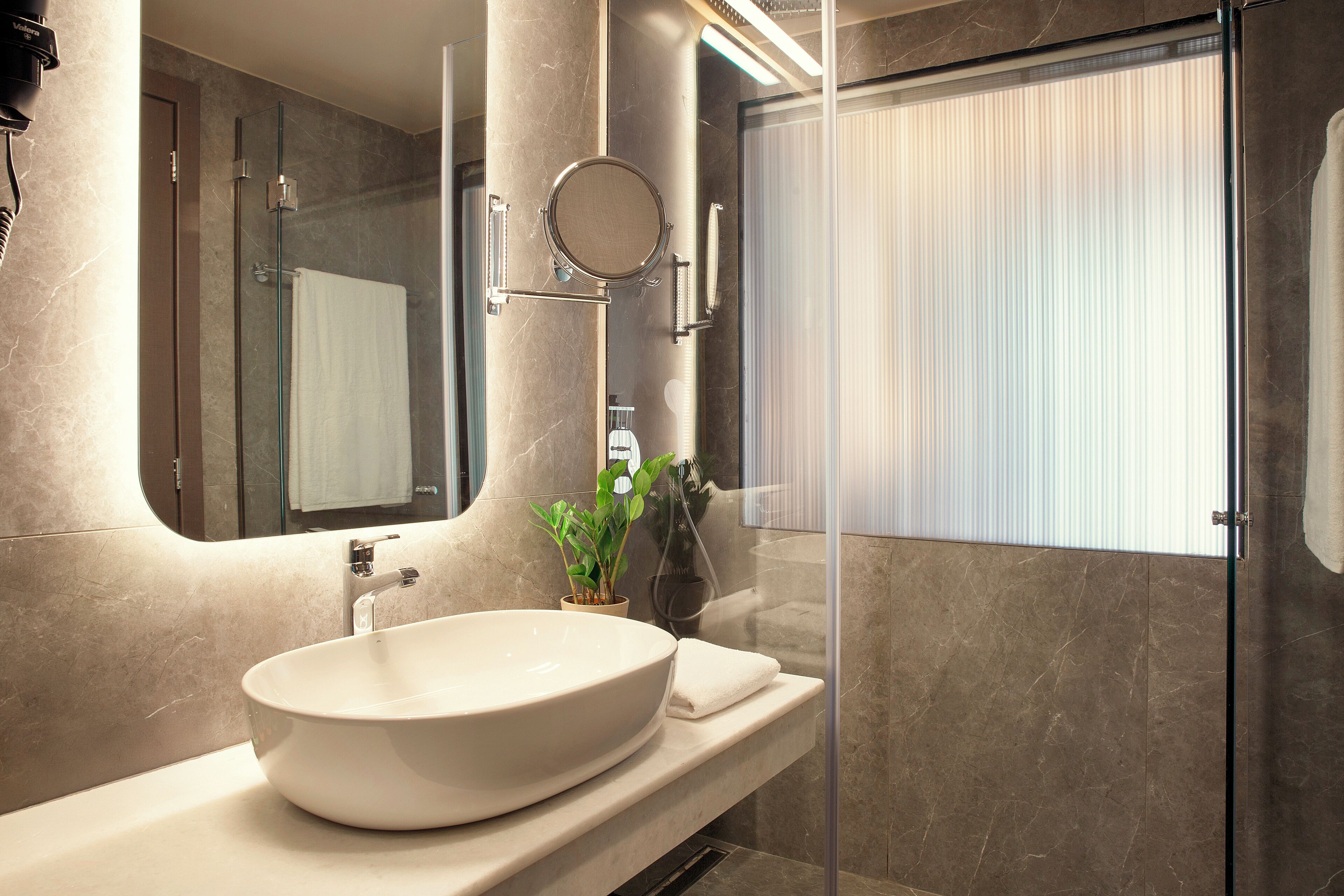 Photo - Zeus Essence Athens Central, former Athens Key