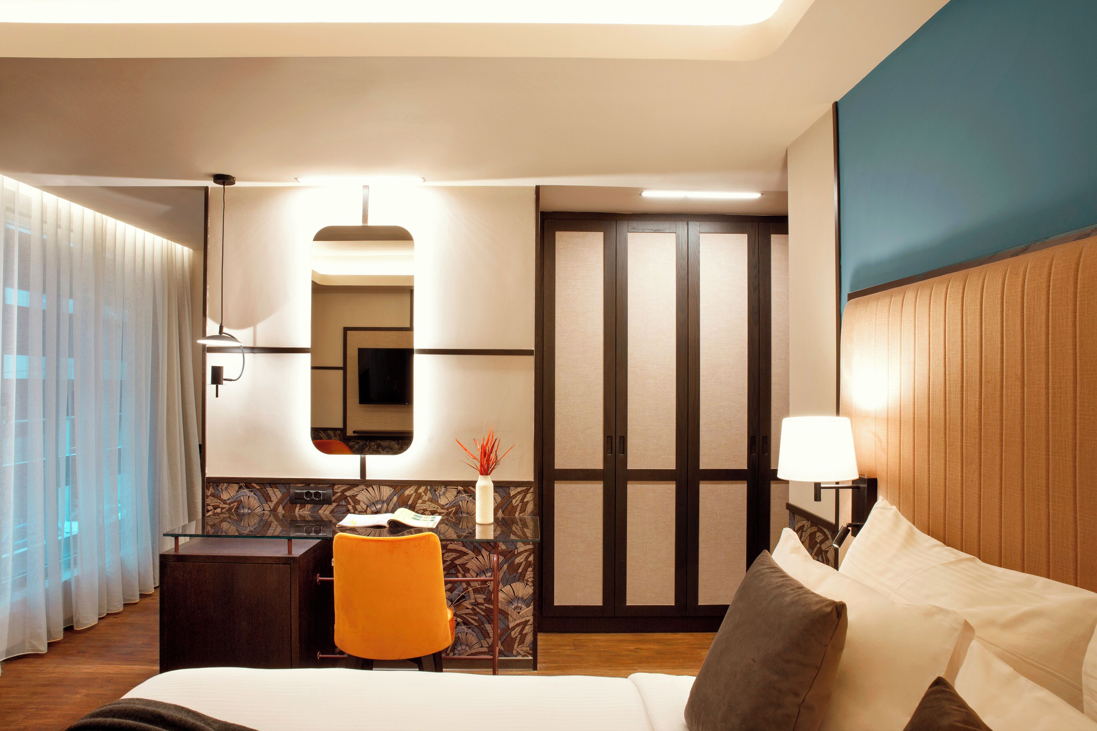 Suite, City View | In-room safe, desk, laptop workspace, blackout curtains
