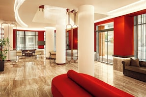 Khu tiếp khách ở sảnh