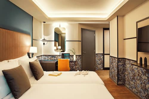 In-room safe, desk, laptop workspace, blackout curtains