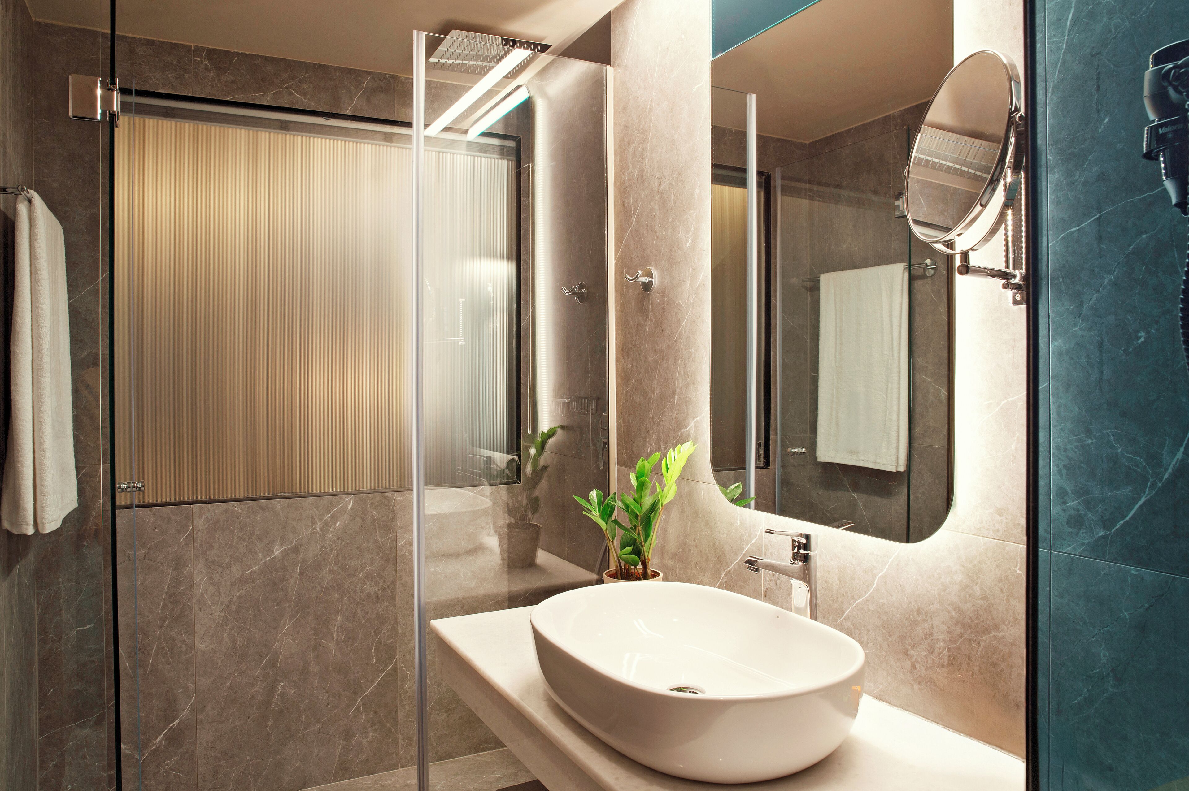 Photo - Zeus Essence Athens Central, former Athens Key