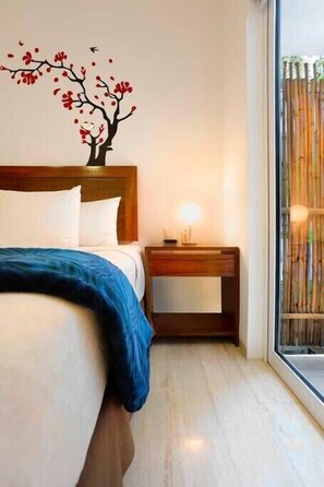 1 habitación, escritorio, tabla de planchar con plancha y wifi gratis