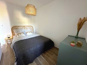 1 Schlafzimmer, Bügeleisen/Bügelbrett, WLAN