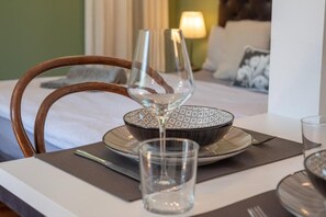 1 bedroom, desk, free WiFi - Apartment Maximilian - great vacation apartments in Merano, in the heart of Maia Alta/Obermais (Meran)