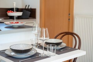 Dining - Apartment Maximilian - great vacation apartments in Merano, in the heart of Maia Alta/Obermais (Meran)