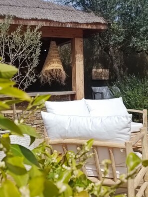 Reception - Les Suites Du Maquis (Bonifacio)