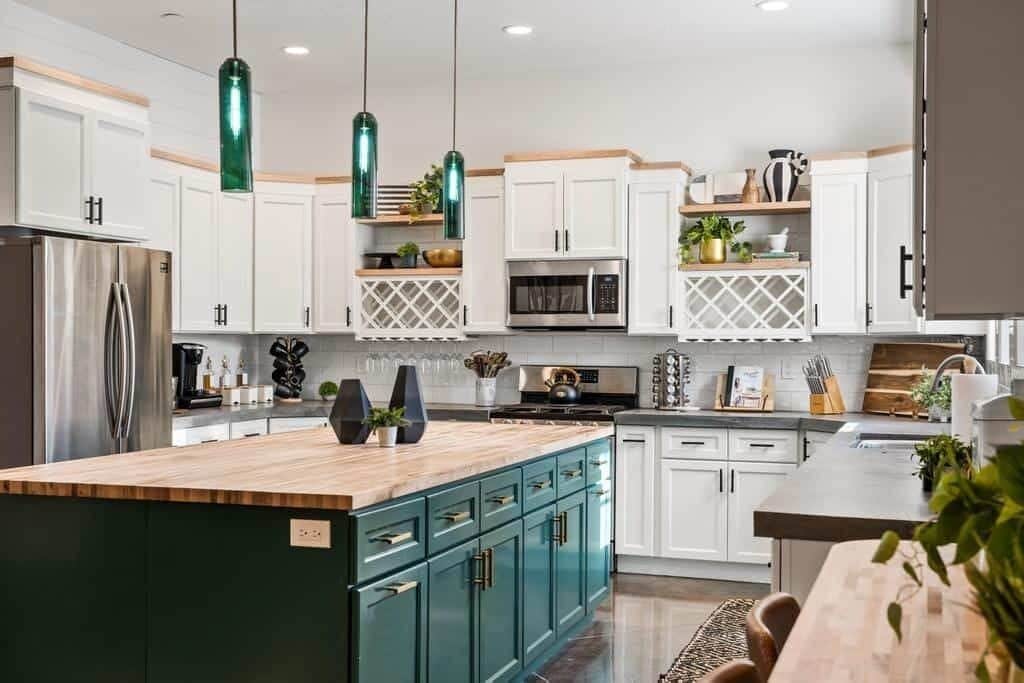 The Compass Rose: Luxury home, Hot Tub, Pickleball
