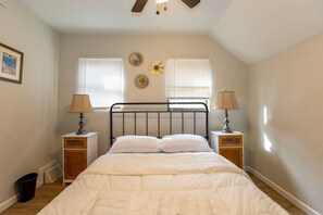2 bedrooms, desk, iron/ironing board, travel cot