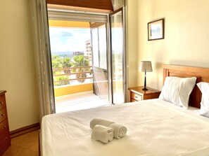 1 soverom, internettilgang og sengetøy