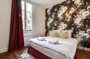 2 Schlafzimmer, Schreibtisch, Bügeleisen/Bügelbrett, WLAN