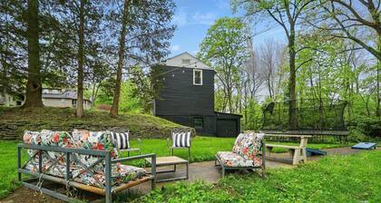Carriage House Retreat 2