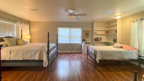 4 bedrooms, iron/ironing board, free WiFi, bed sheets