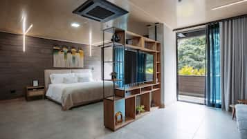 Chambre Double Deluxe | Literie de qualité supérieure, coffres-forts dans les chambres, bureau