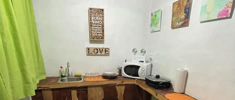 Economy Room | Living area