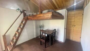 Economy Room | Desk, laptop workspace, free WiFi, bed sheets