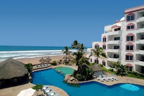 Exterior - Departamentos PCB (Mazatlán)