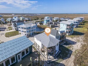 Exterior - Breathtaking Views & Coastal Comfort: Your Perfect Home at Casa Pura Vida (Port Aransas)