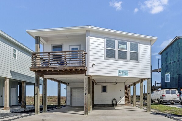 Exterior - Breathtaking Views & Coastal Comfort: Your Perfect Home at Casa Pura Vida (Port Aransas)